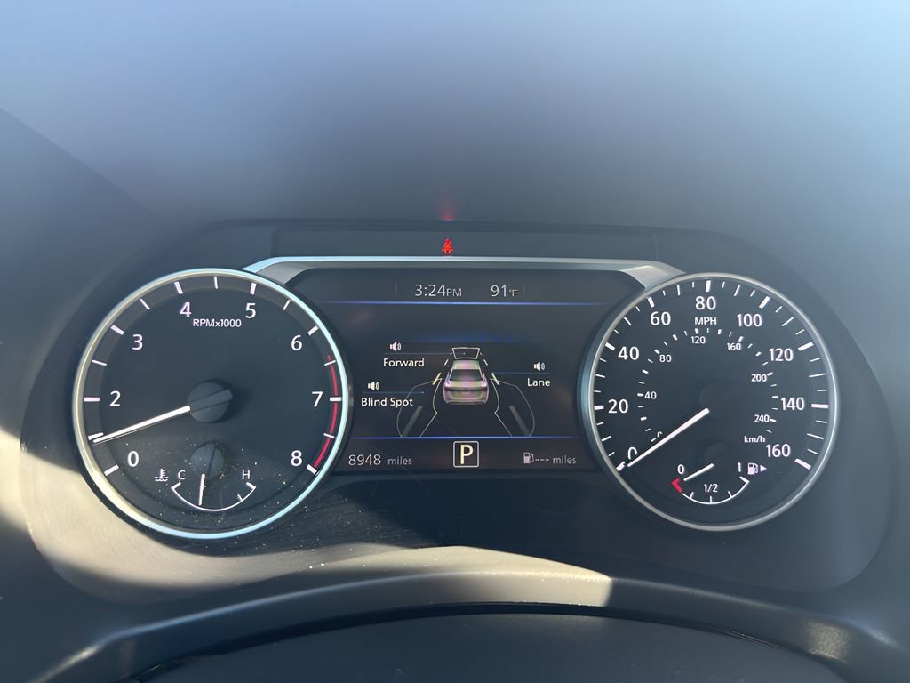 Used 2025 Nissan Sentra SV image 13
