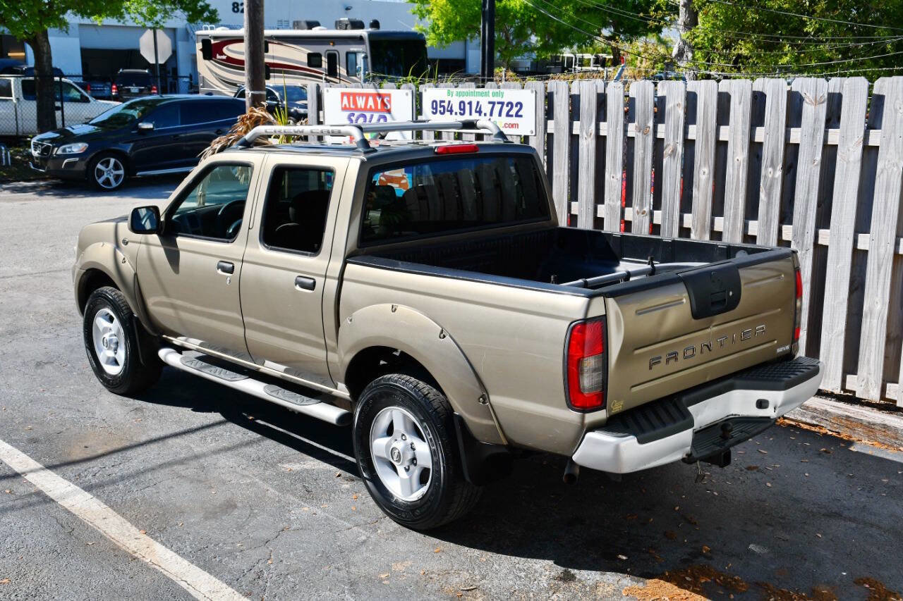 Used 2001 Nissan Frontier SE image 9