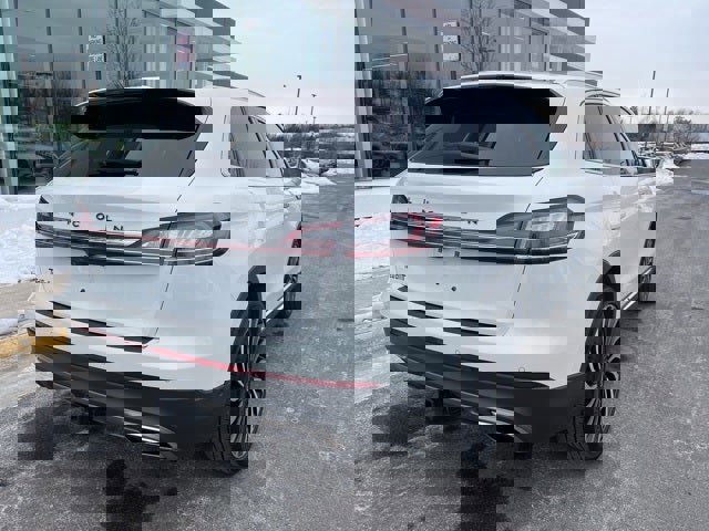 Used 2022 Lincoln Nautilus Black Label w/ Class II Trailer Tow Package image 8