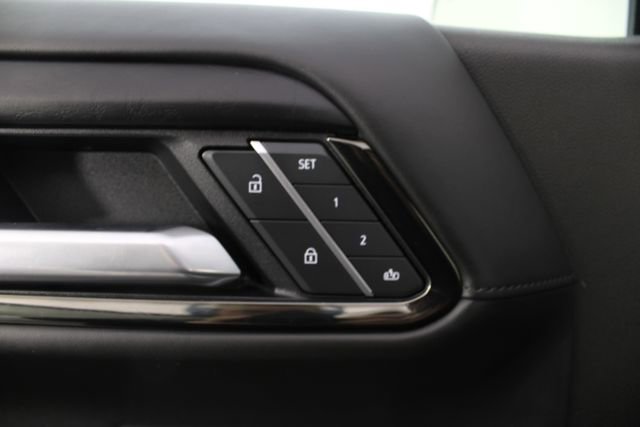 Used 2025 GMC Sierra 1500 AT4X image 18