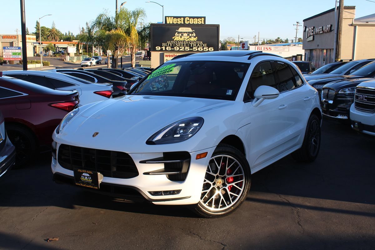 Used 2017 Porsche Macan Turbo AWD/4WD image 43