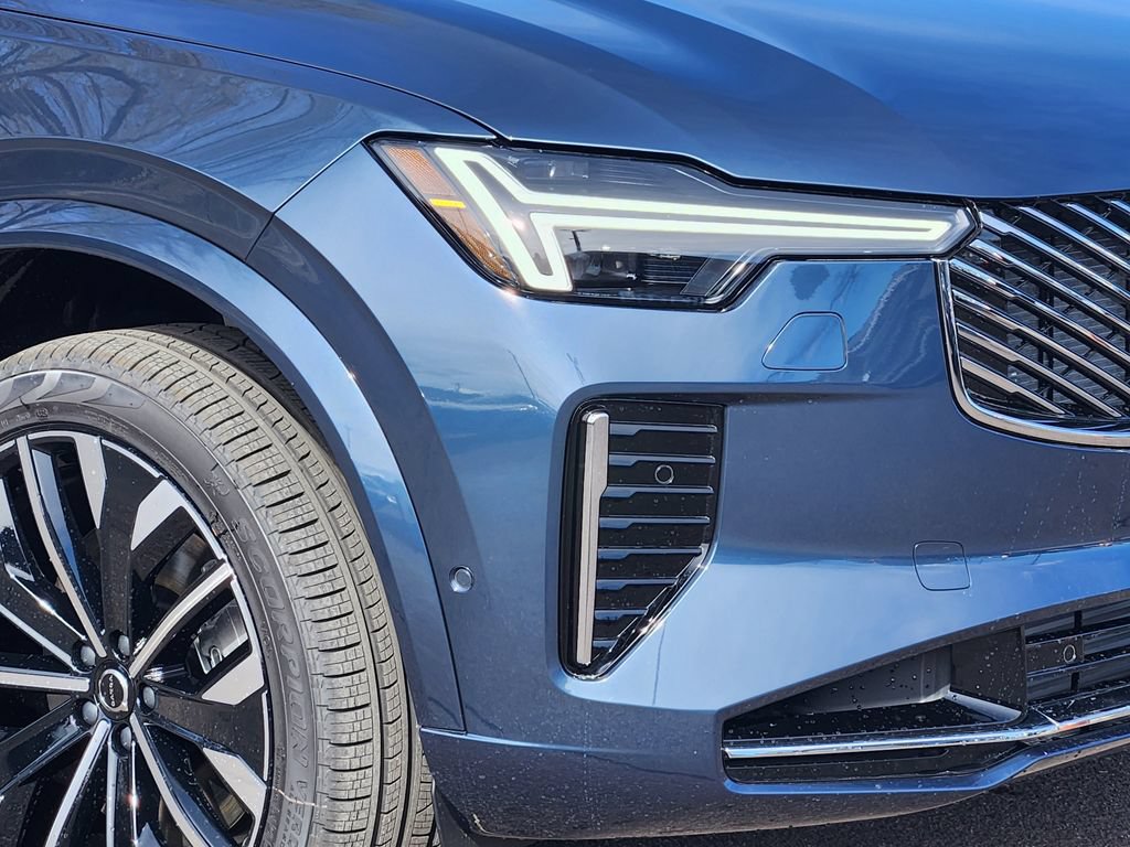 New 2026 Volvo XC90 T8 Plus w/ Protection Package Premier AWD/4WD image 28