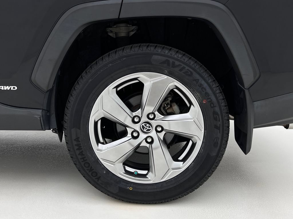 Used 2019 Toyota RAV4 Limited w/ Carpet Mat Package AWD/4WD image 28