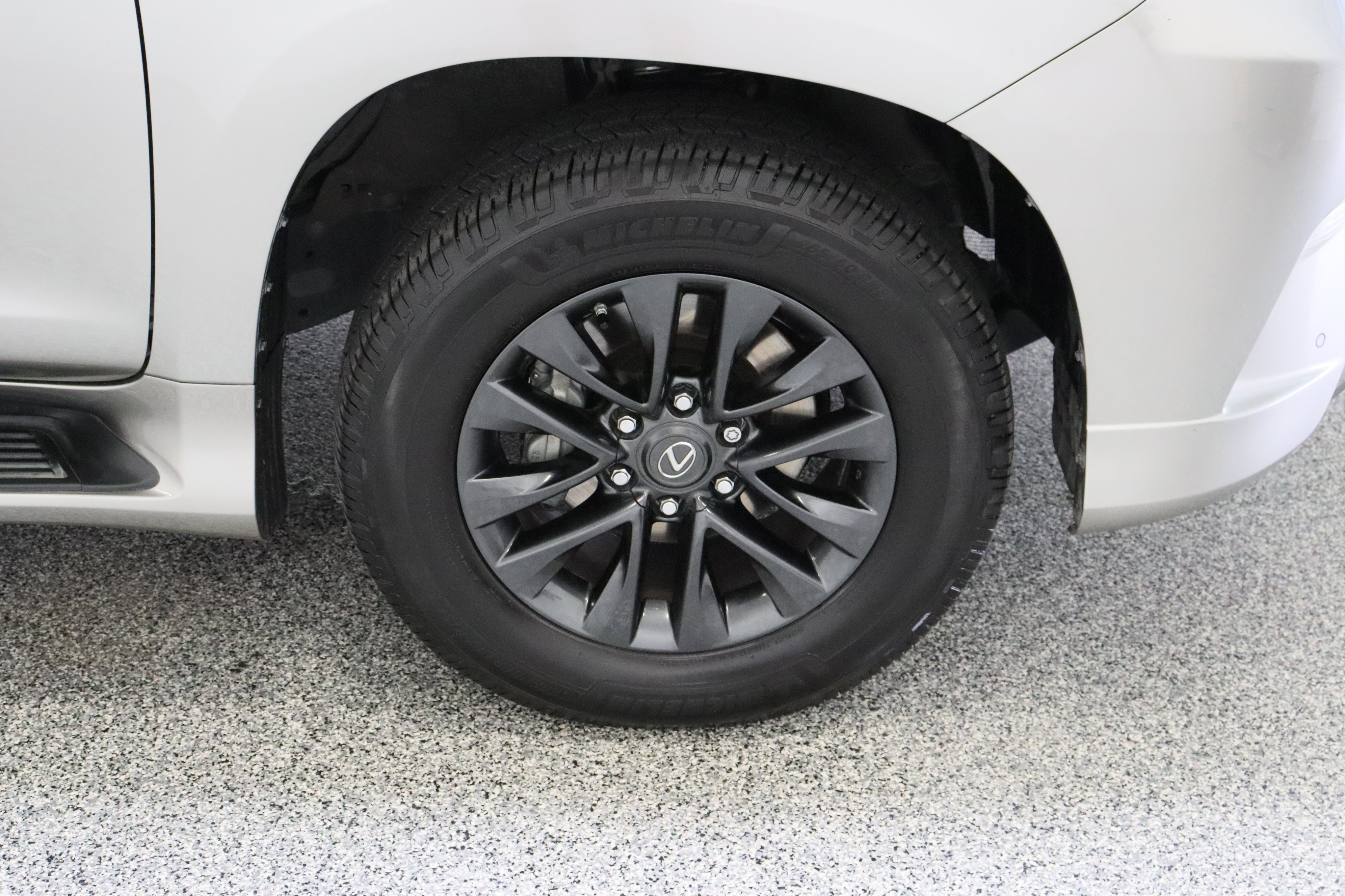 Used 2023 Lexus GX 460 Premium w/ Premium Plus Package image 5