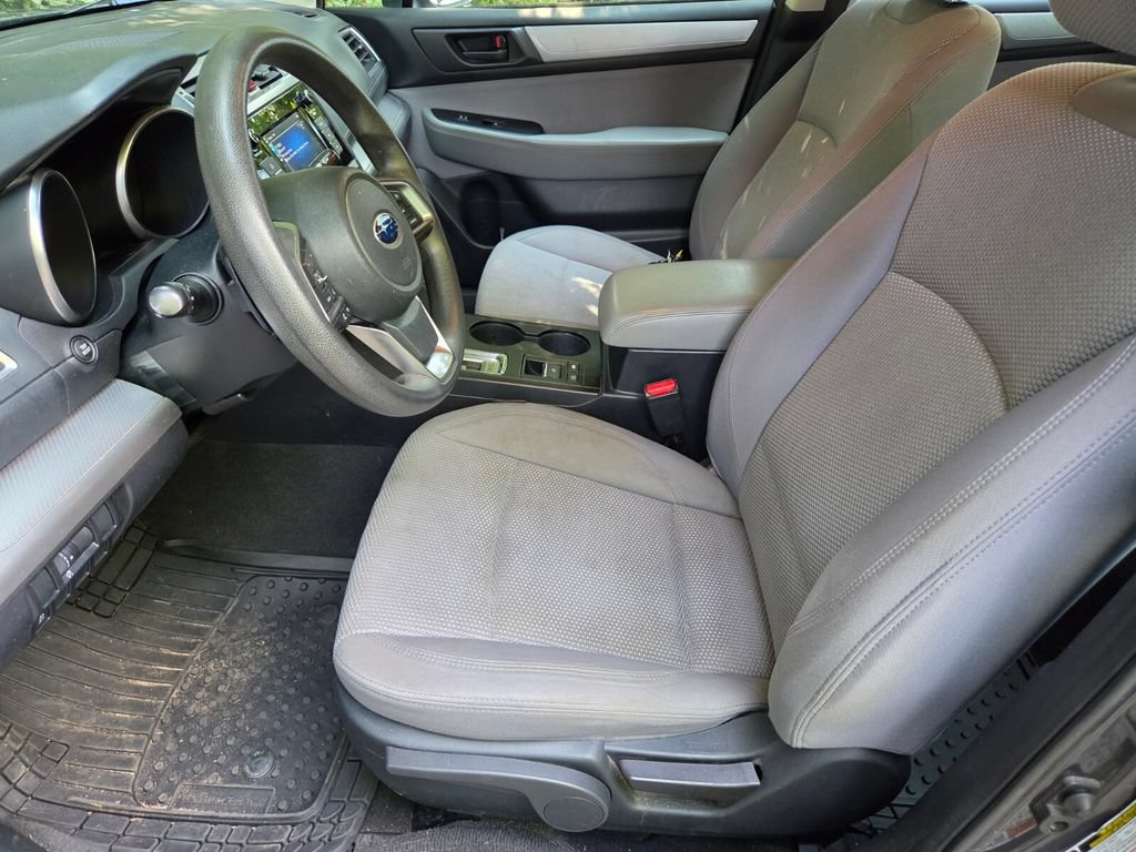 Used 2018 Subaru Outback 2.5i AWD/4WD image 7