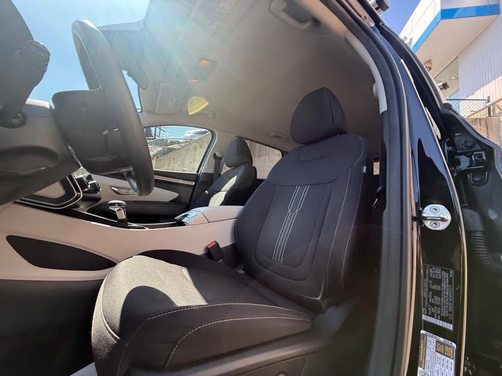 Used 2023 Hyundai Tucson SEL image 14