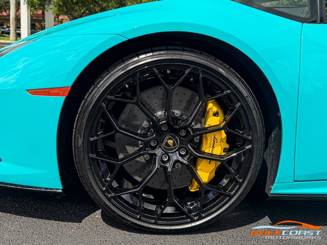 Used 2021 Lamborghini Huracan EVO RWD image 44