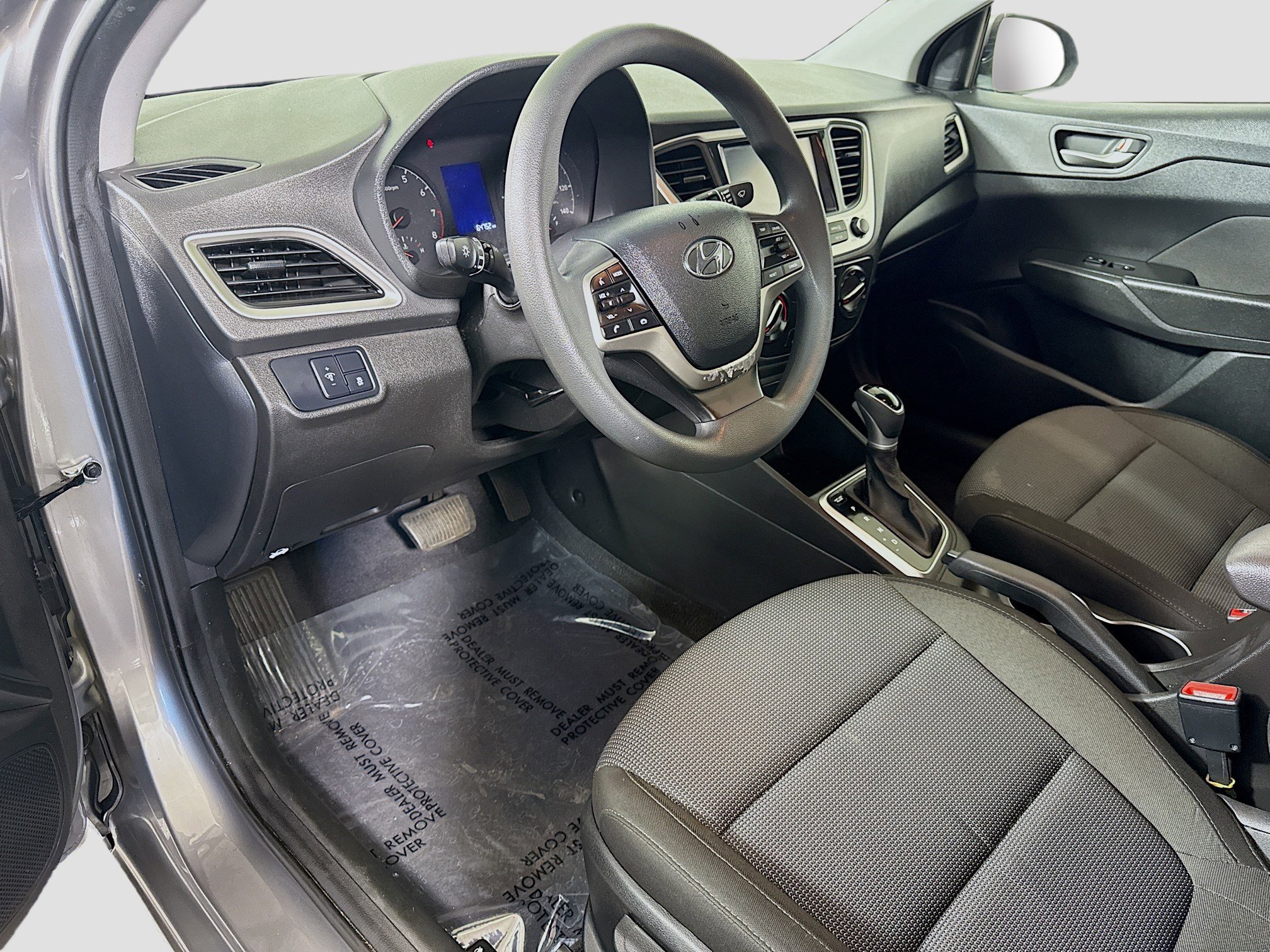 Used 2022 Hyundai Accent SEL image 22