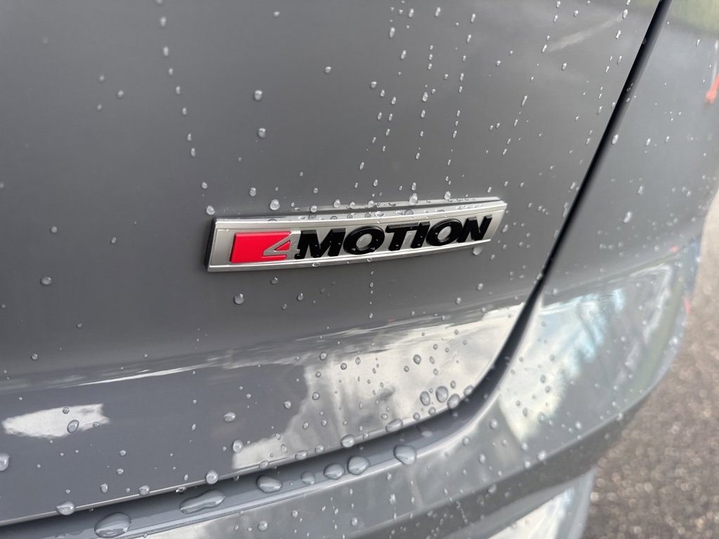 Used 2021 Volkswagen Atlas Cross Sport SEL Premium image 12