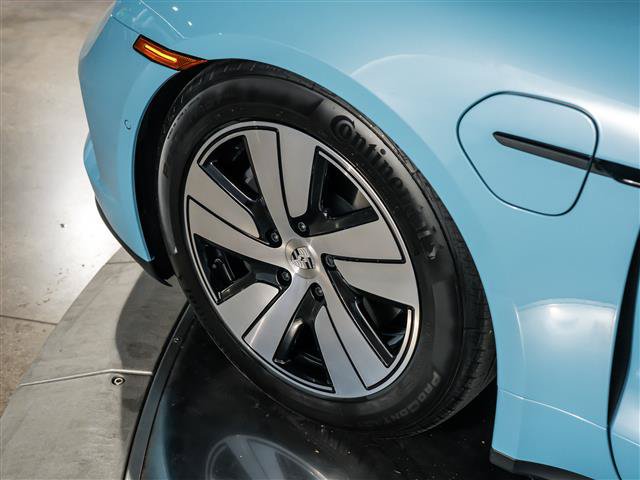 New 2026 Porsche Taycan AWD/4WD image 15