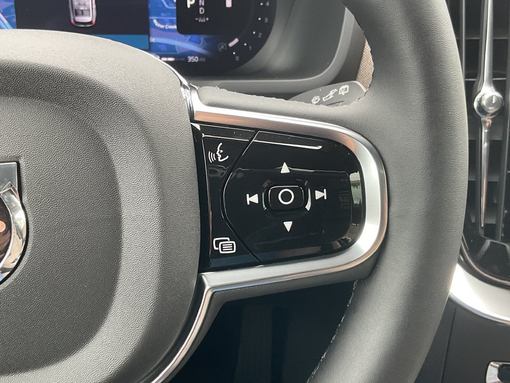 New 2027 Volvo XC90 B6 Plus AWD/4WD image 24
