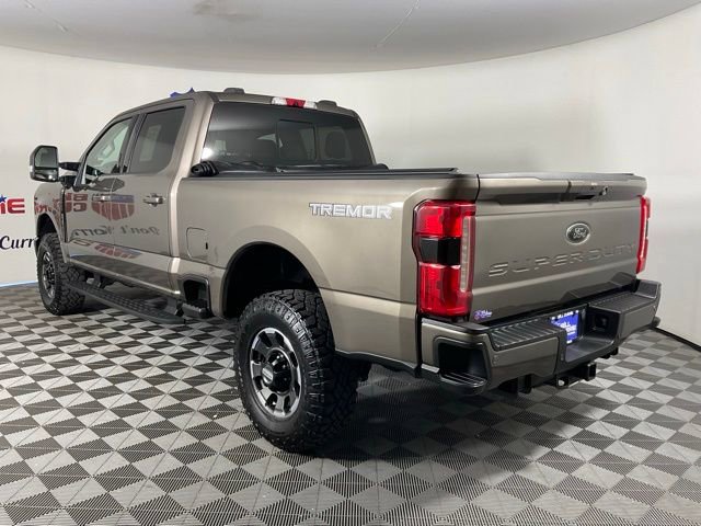 Used 2023 Ford F350 XLT w/ Black Appearance Package image 5