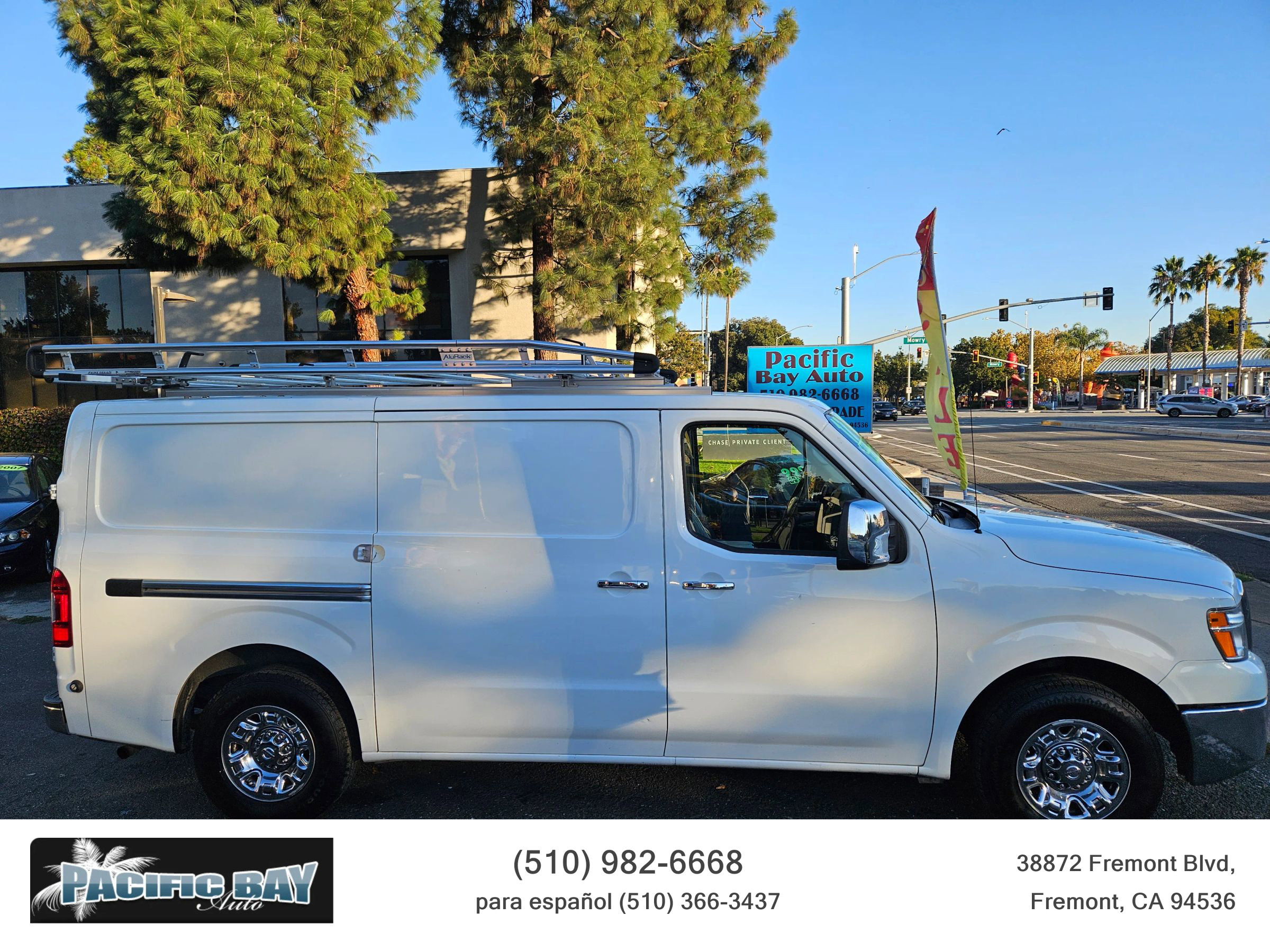 Used 2019 Nissan NV 3500 SL image 8
