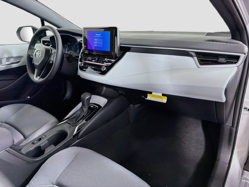 New 2026 Toyota Corolla SE FWD image 30
