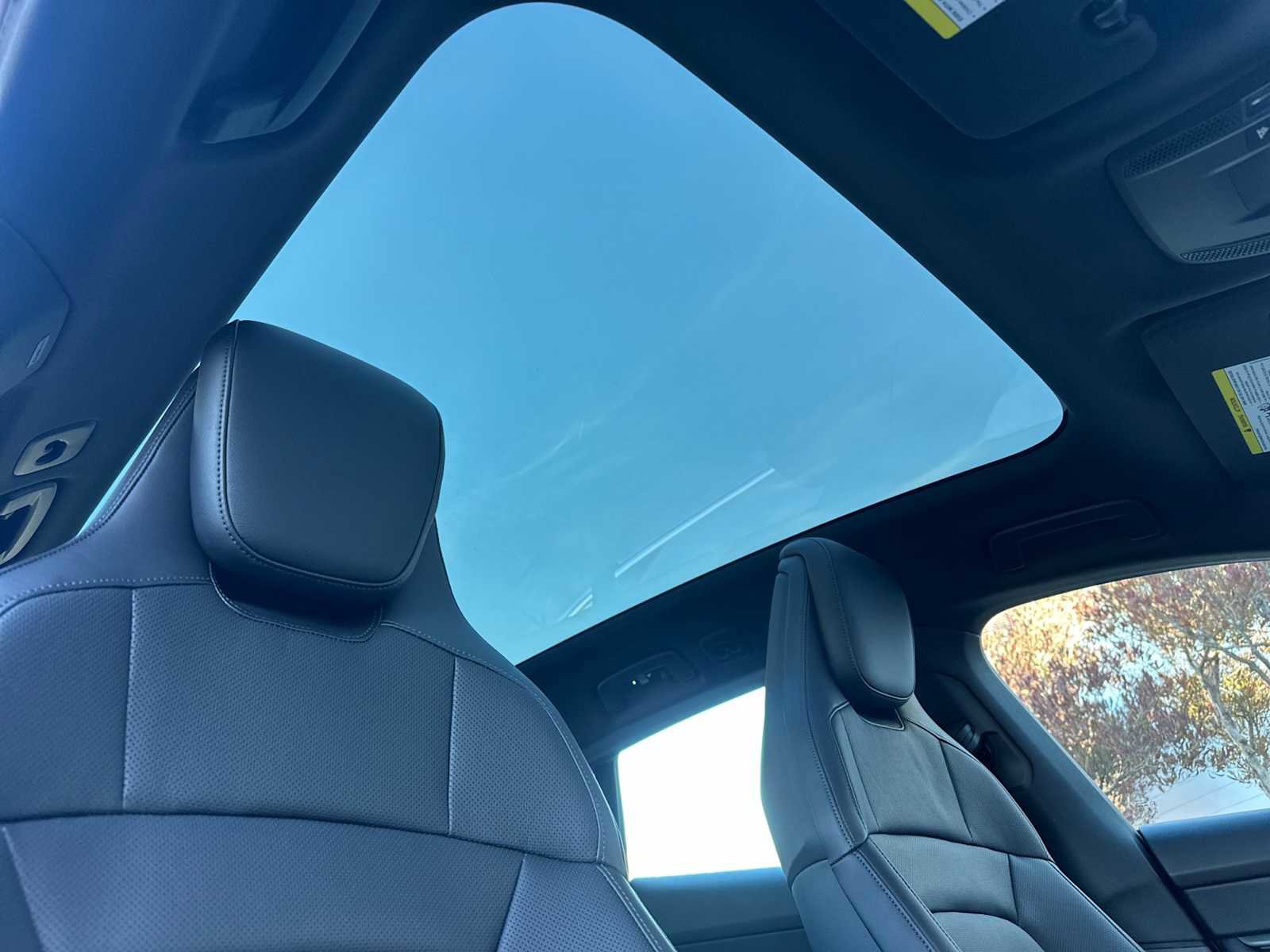 New 2025 Porsche Taycan 4S image 17