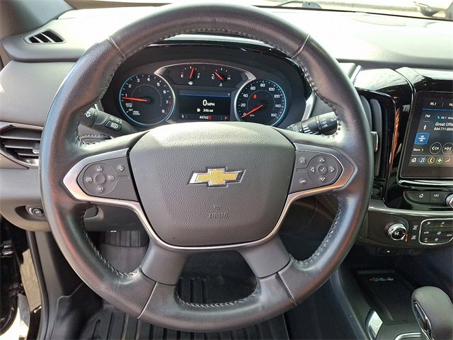 Used 2022 Chevrolet Traverse LT image 16