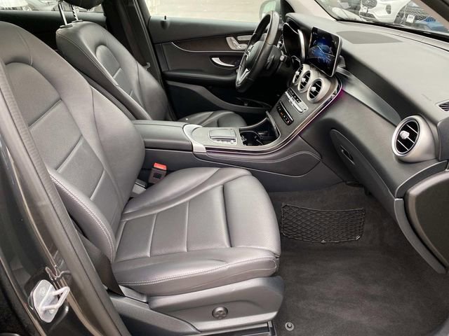 Used 2020 Mercedes-Benz GLC 300 4MATIC w/ Parking Assistance Package image 22