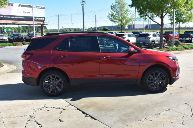 Used 2024 Chevrolet Equinox RS image 4