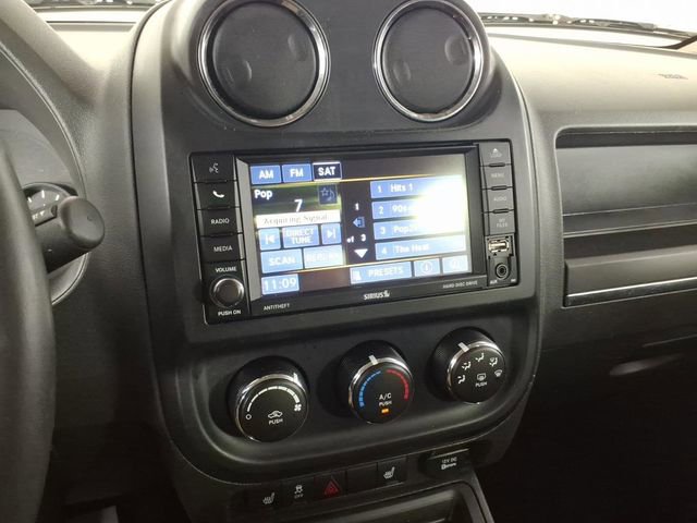 Used 2014 Jeep Patriot Latitude FWD image 19