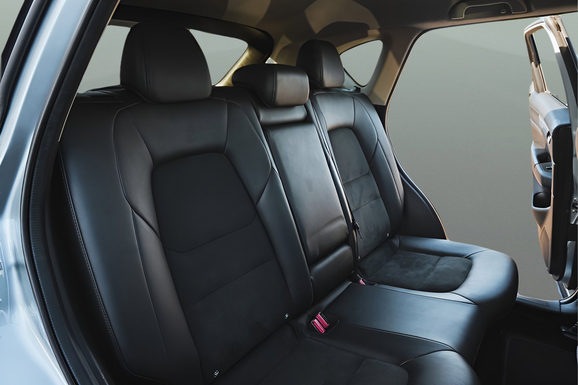 Used 2020 MAZDA CX-5 Touring image 16