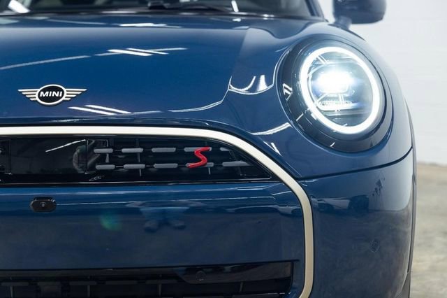 Used 2025 MINI Cooper S image 8
