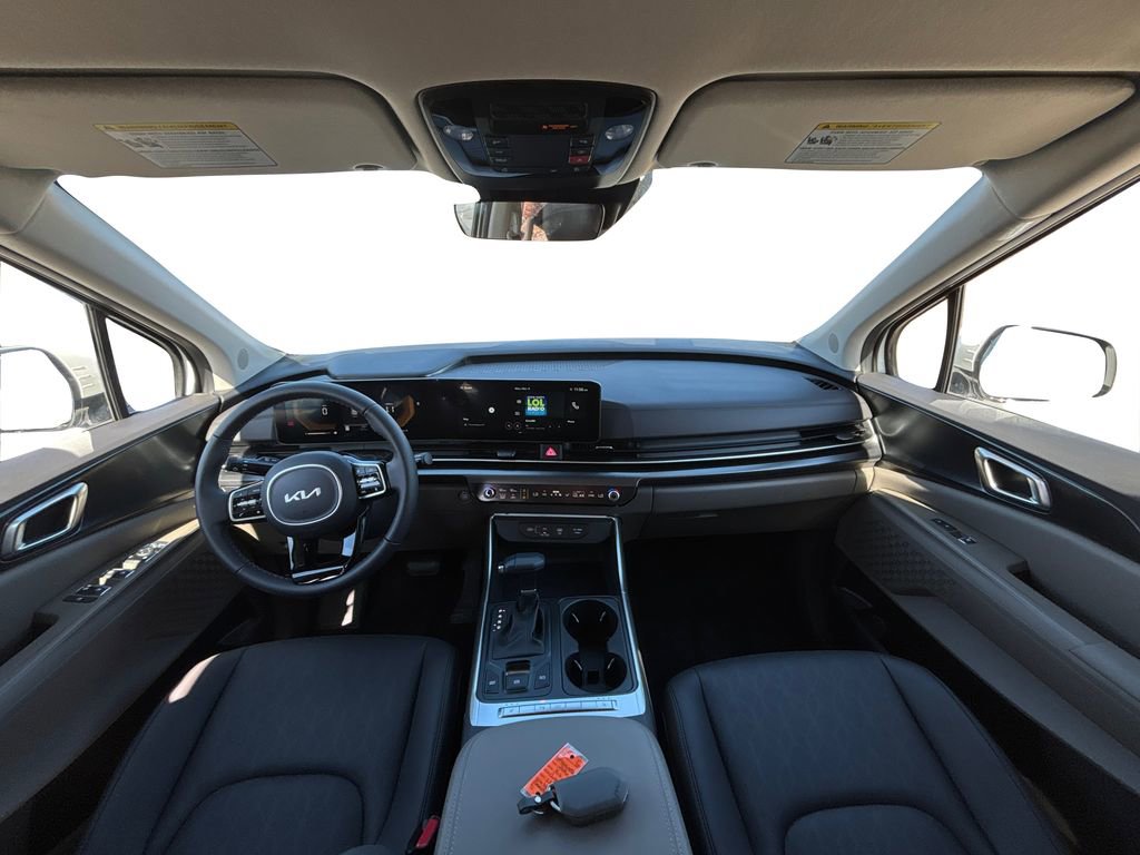 New 2026 Kia Carnival FWD image 9