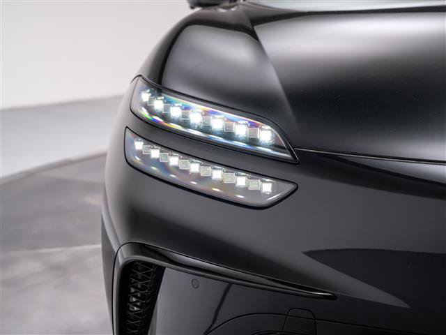 New 2026 Genesis GV60 Advance AWD/4WD image 9