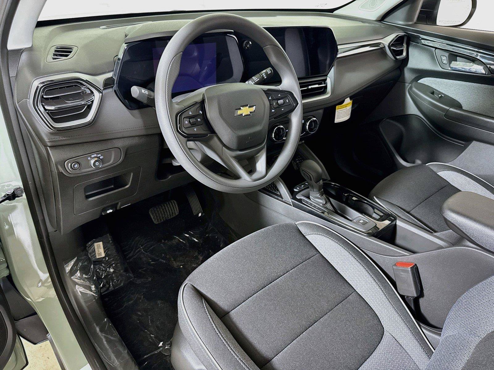 New 2026 Chevrolet TrailBlazer LS w/ LS Convenience Package FWD image 5