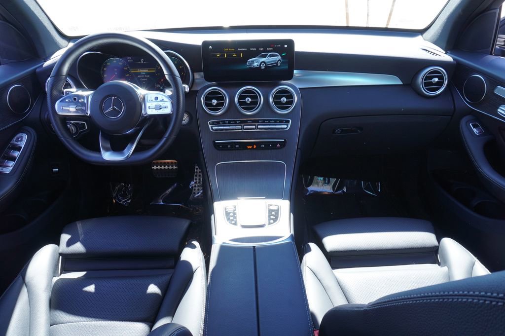 Used 2022 Mercedes-Benz GLC 300 image 11