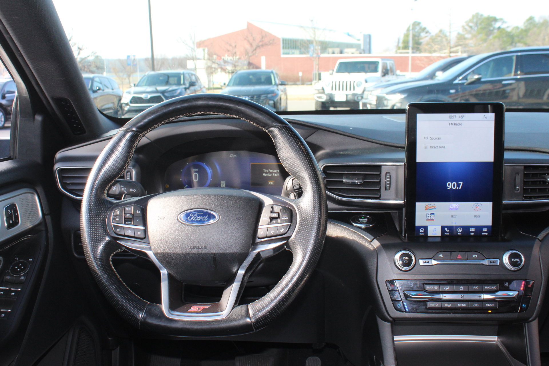 Used 2020 Ford Explorer ST w/ ST Street Pack image 28