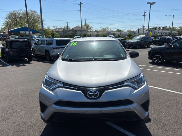Used 2016 Toyota RAV4 LE FWD image 5