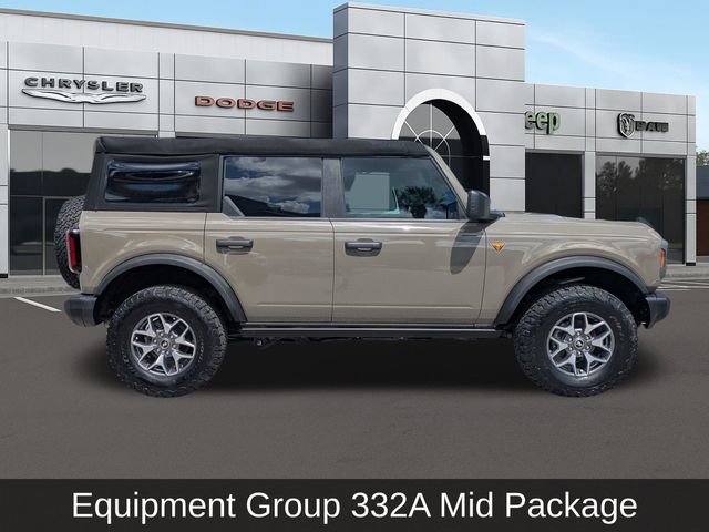 Used 2025 Ford Bronco Badlands image 4