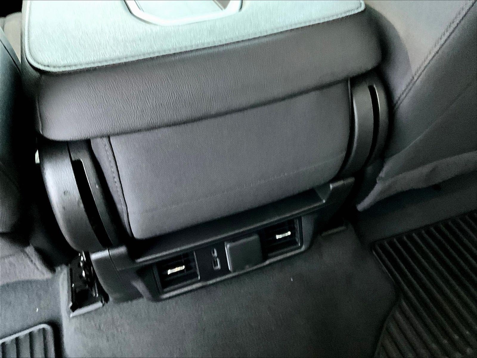 Used 2024 GMC Sierra 1500 Elevation AWD/4WD image 10