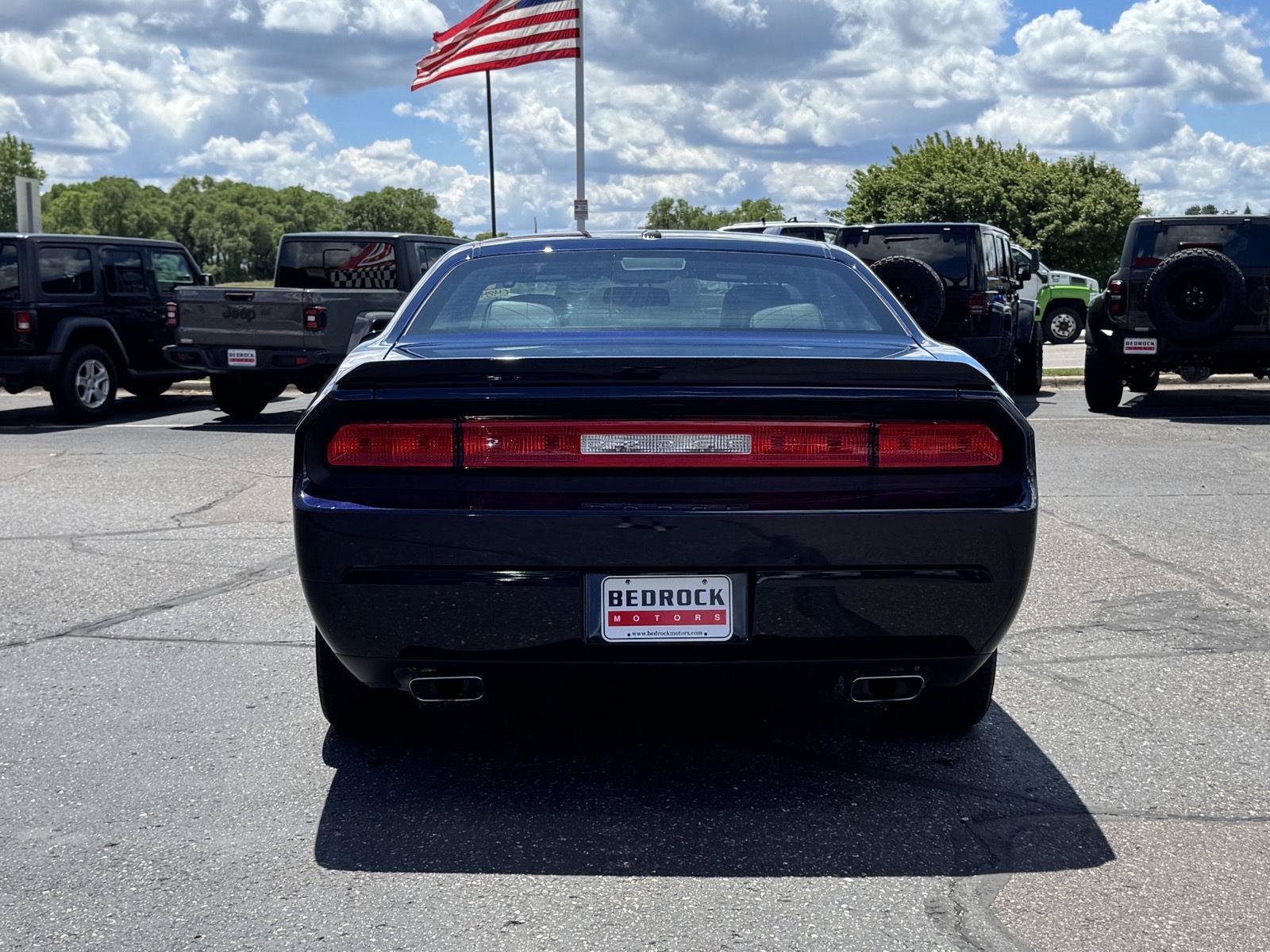 Used 2012 Dodge Challenger R/T RWD image 6