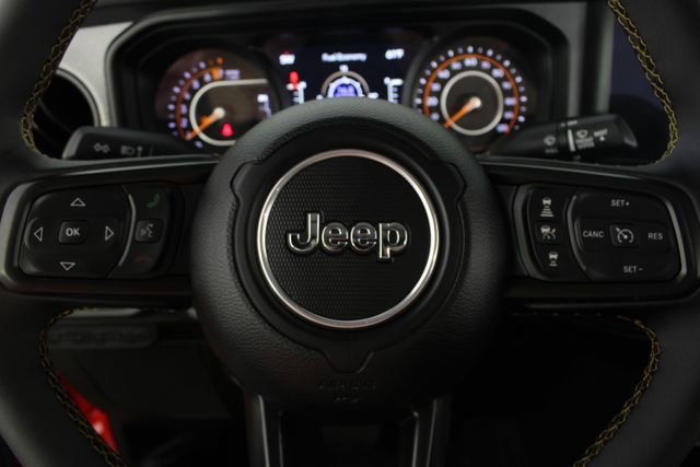 Used 2024 Jeep Gladiator Sport image 12