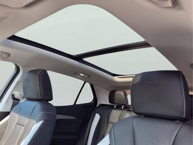 New 2026 Buick Envision Sport Touring image 18