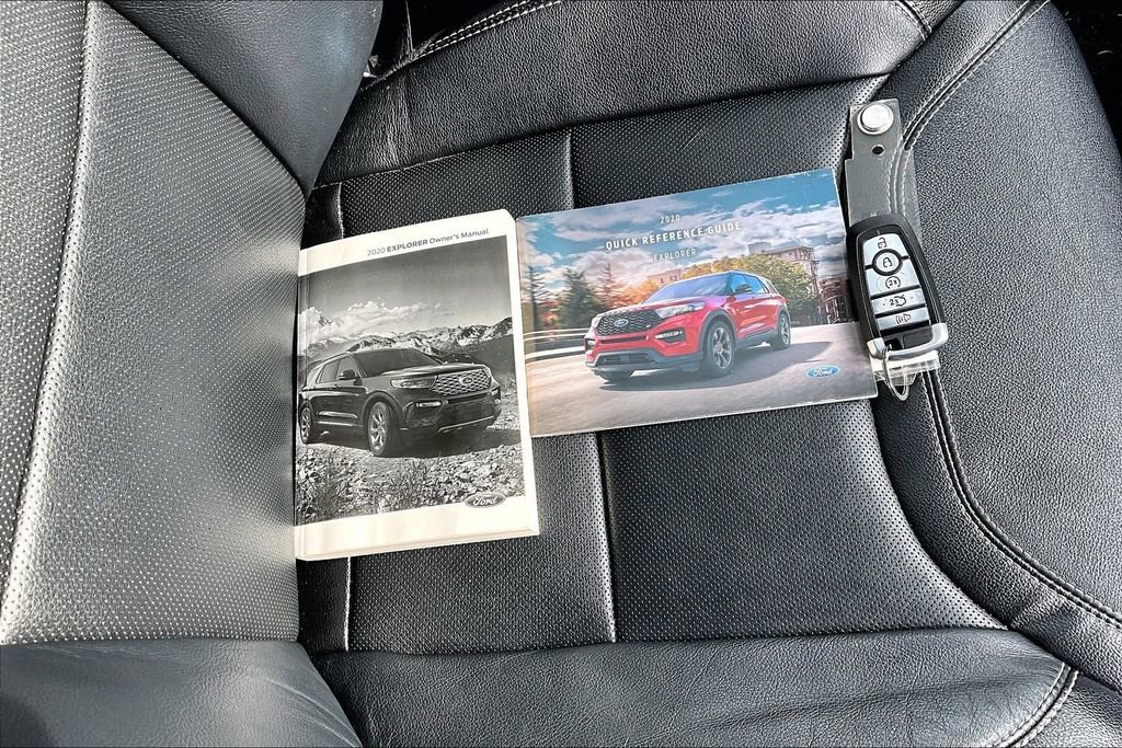 Used 2020 Ford Explorer ST w/ Premium Technology Package image 12