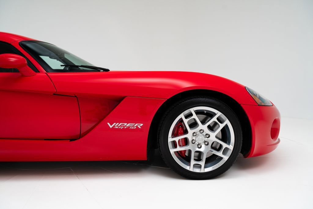 Used 2006 Dodge Viper SRT-10 RWD image 35
