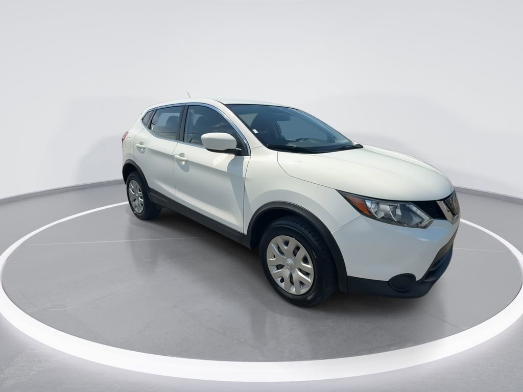 Used 2018 Nissan Rogue Sport S AWD/4WD image 2