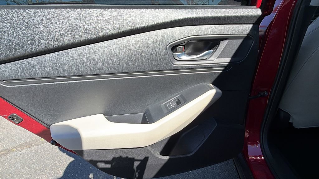 Used 2023 Honda Accord EX image 14