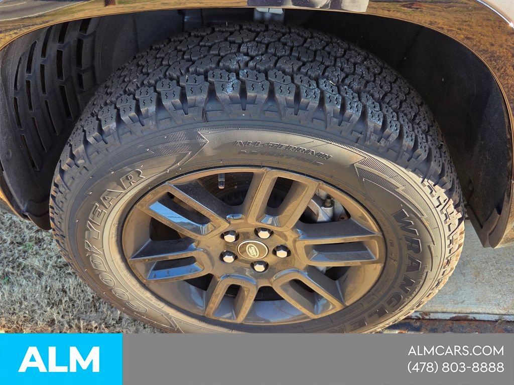 Used 2022 Land Rover Defender 90 X-Dynamic S AWD/4WD image 12