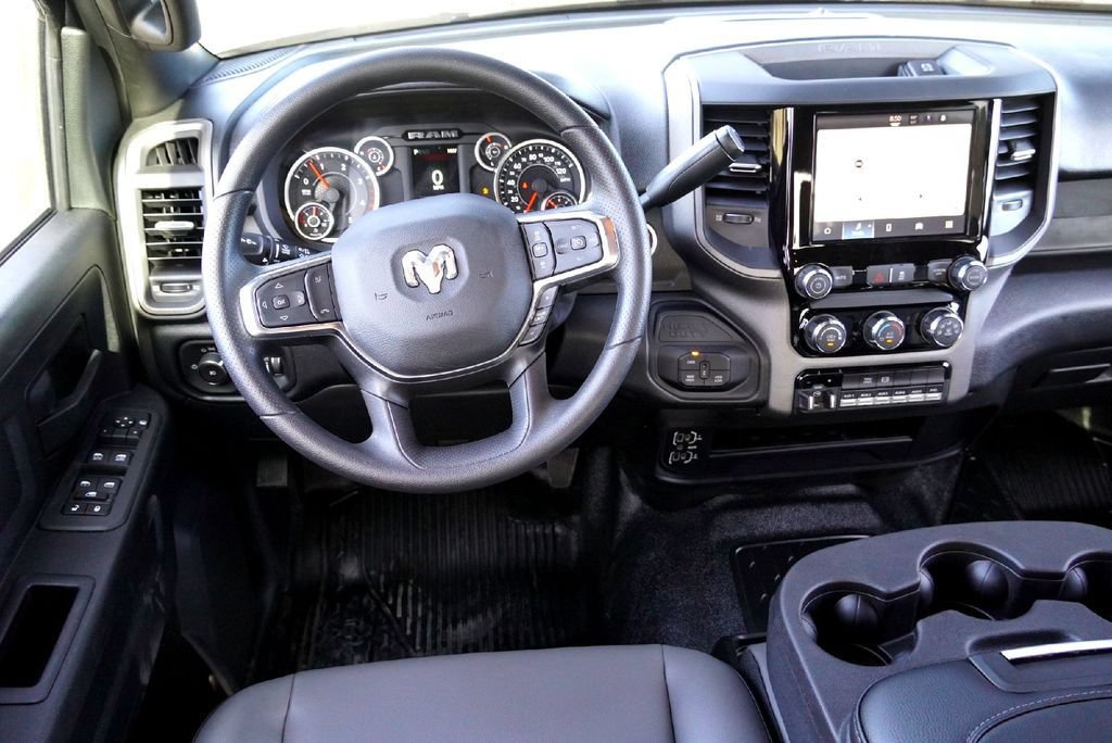 New 2026 RAM 3500 Tradesman AWD/4WD image 27