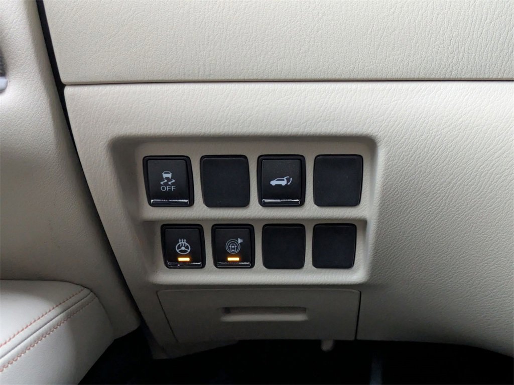 Used 2019 INFINITI QX60 Luxe w/ Essential Package image 19