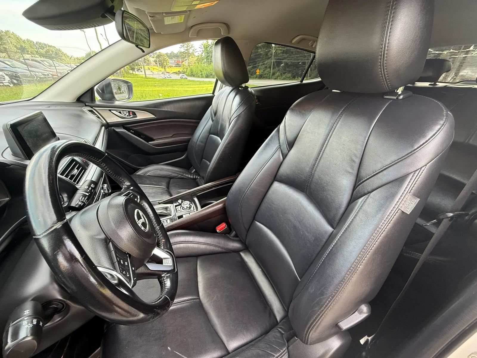 Used 2017 MAZDA MAZDA3 Touring FWD image 16