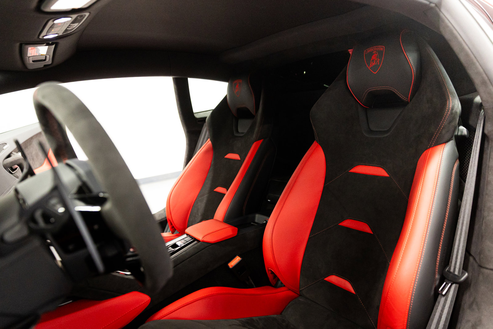 Used 2023 Lamborghini Huracan Sterrato image 34