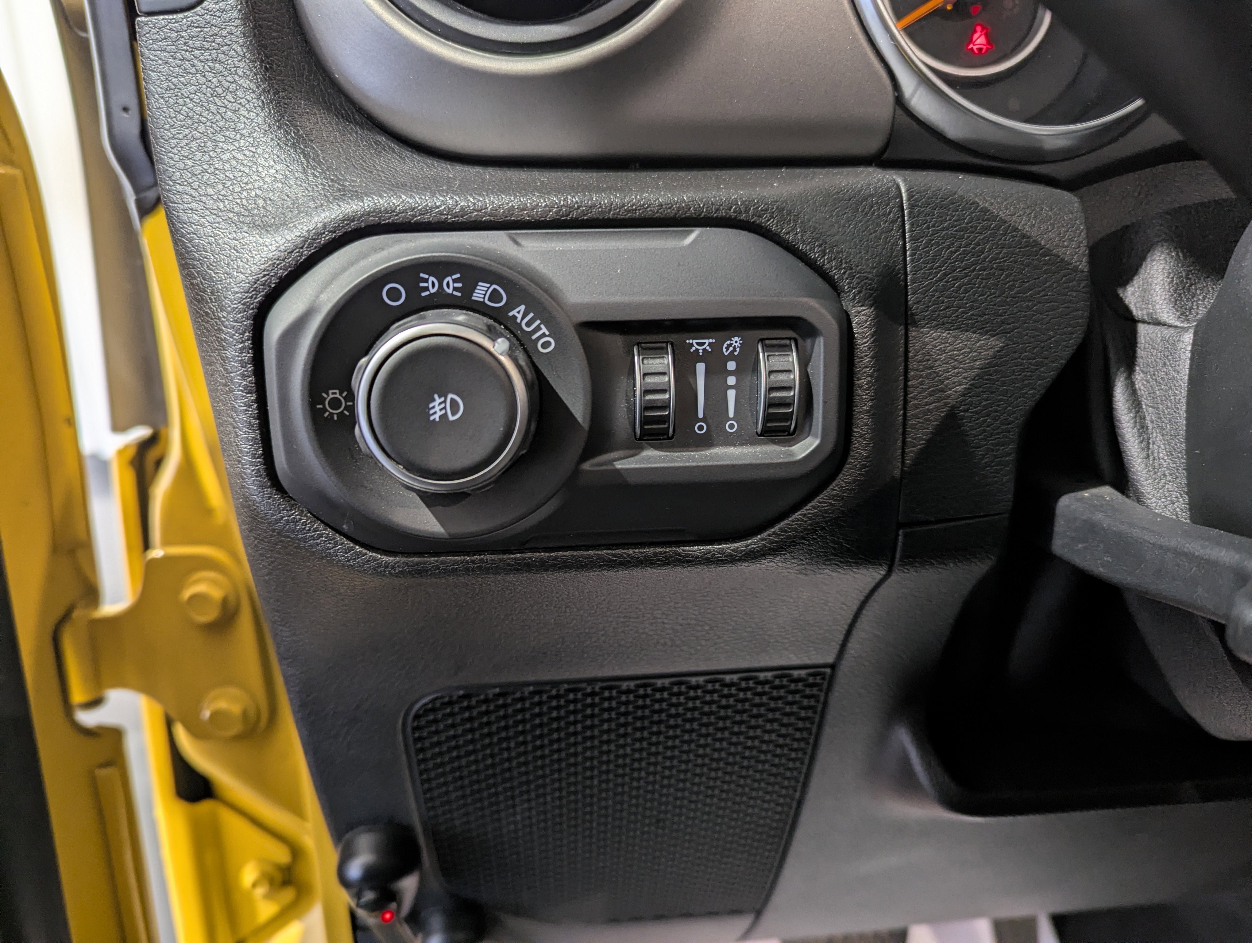Used 2019 Jeep Wrangler Unlimited Sport S image 15