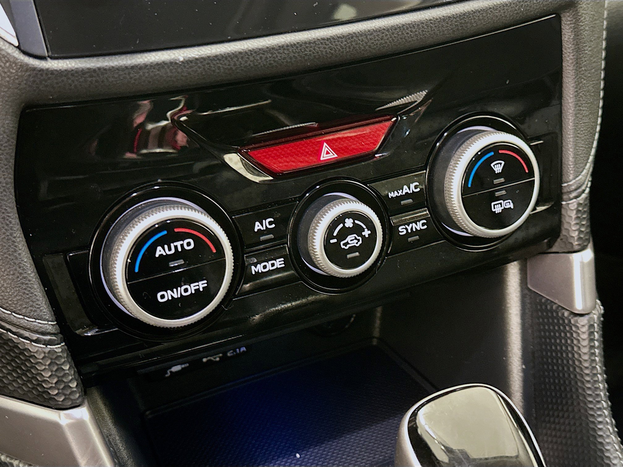 Used 2020 Subaru Forester Limited image 24