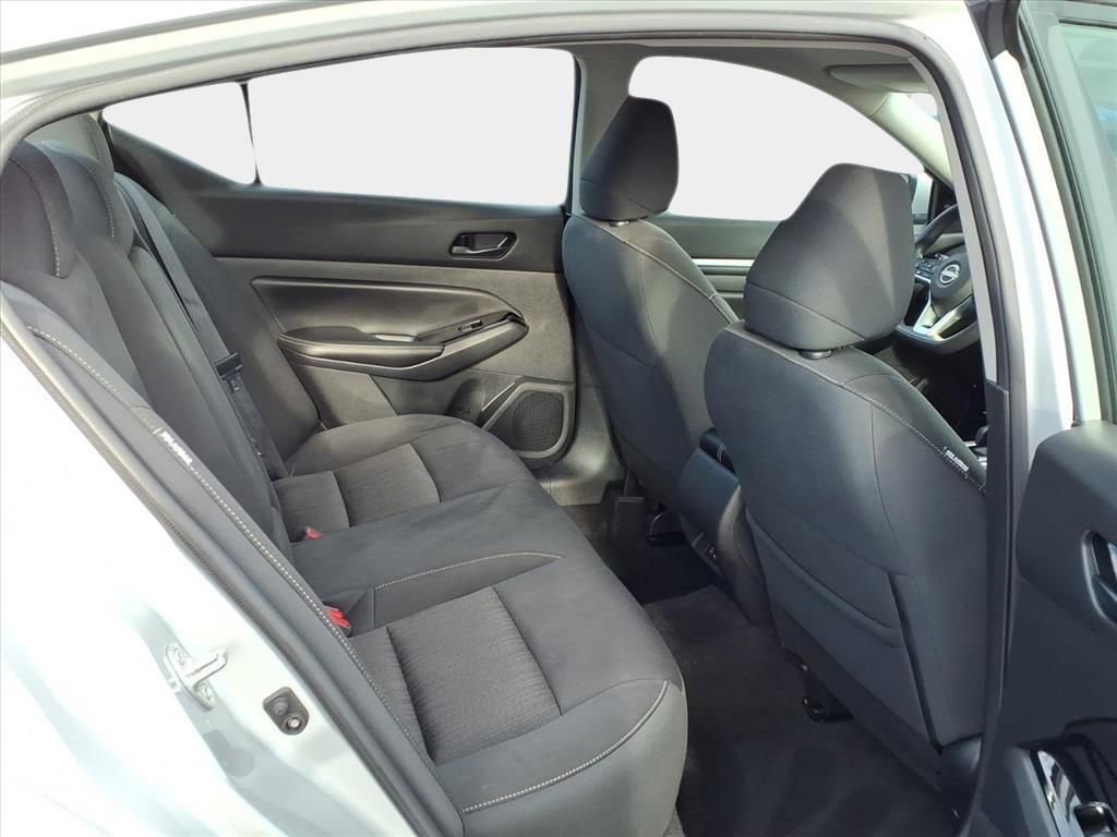 Used 2023 Nissan Altima 2.5 SV image 15