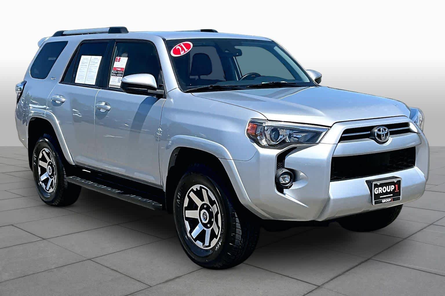 Used 2021 Toyota 4Runner SR5 AWD/4WD image 2