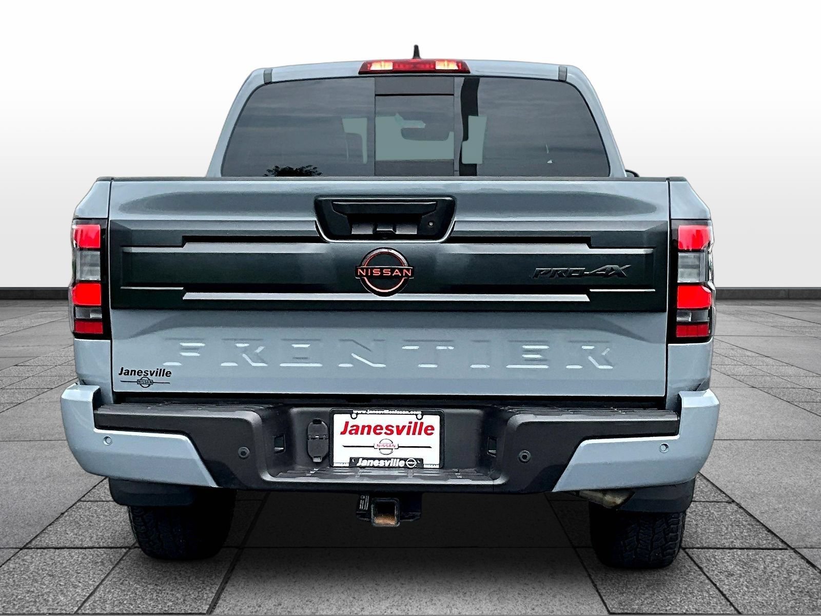 Certified 2025 Nissan Frontier PRO-4X w/ Pro Premium Package AWD/4WD image 6